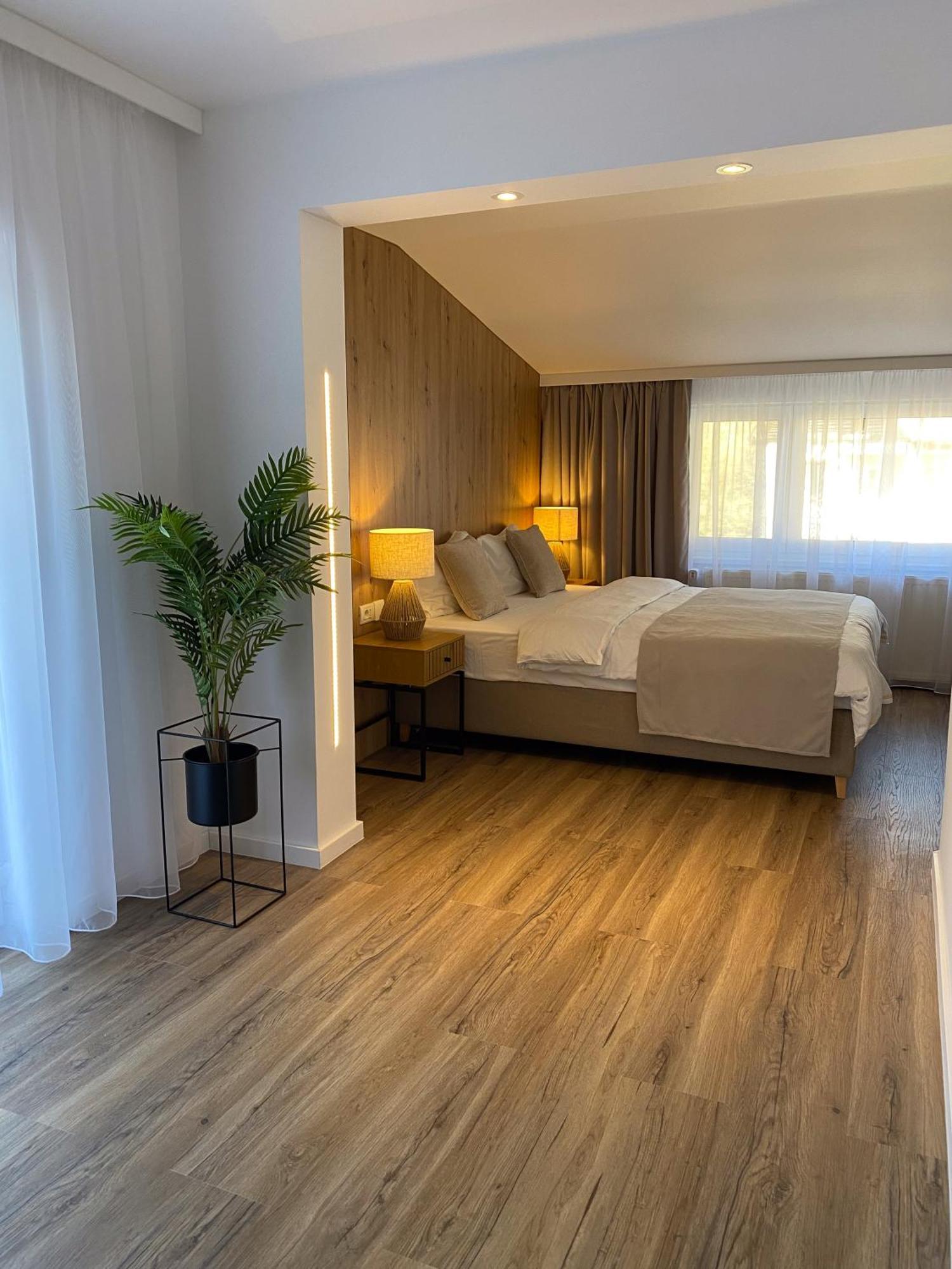 Casa Cristina Hotel Brasov Ngoại thất bức ảnh