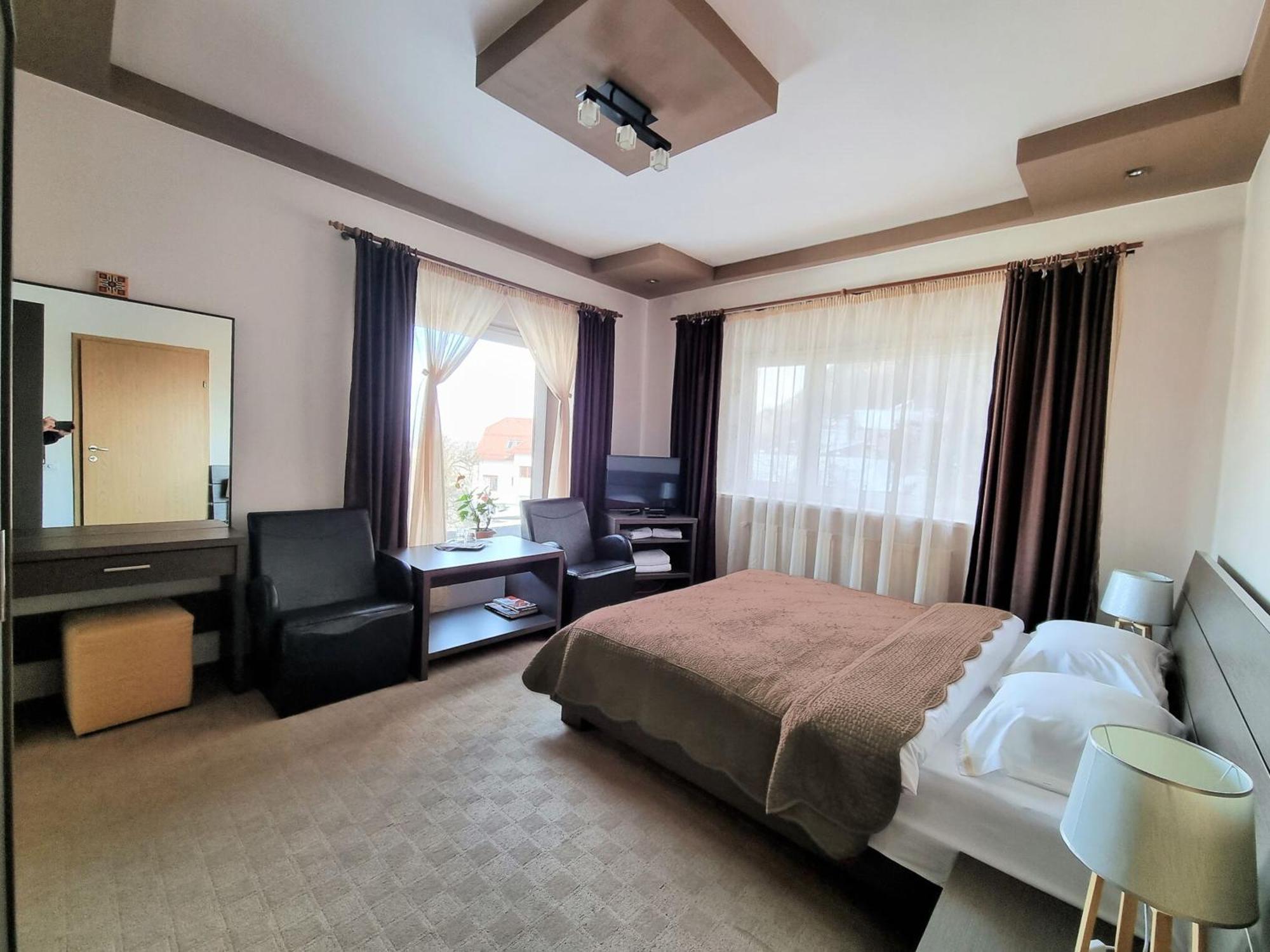 Casa Cristina Hotel Brasov Ngoại thất bức ảnh