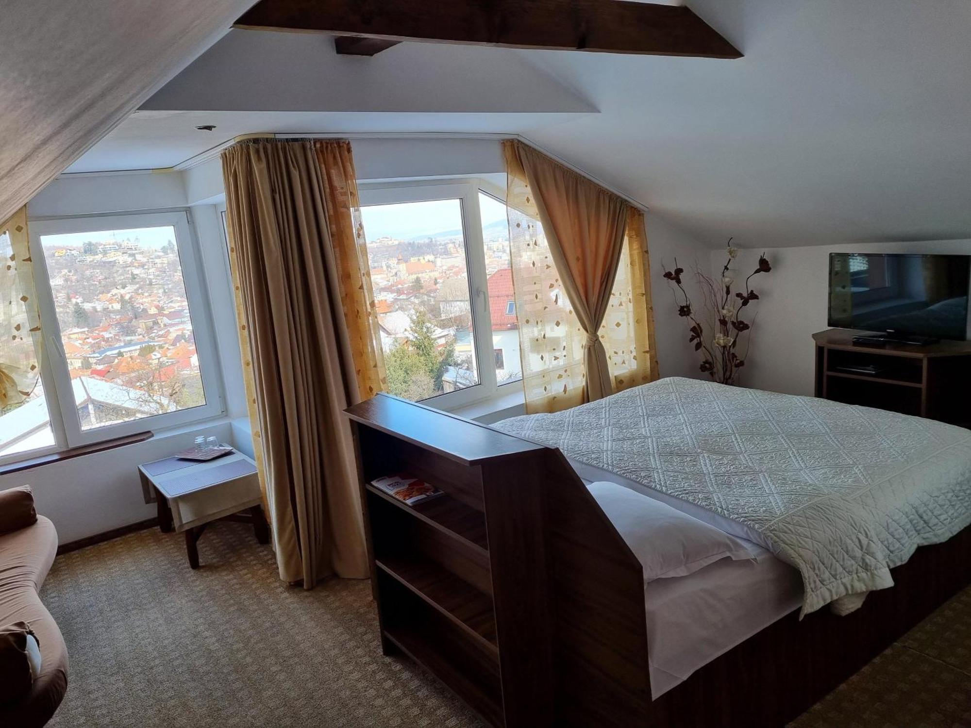 Casa Cristina Hotel Brasov Ngoại thất bức ảnh